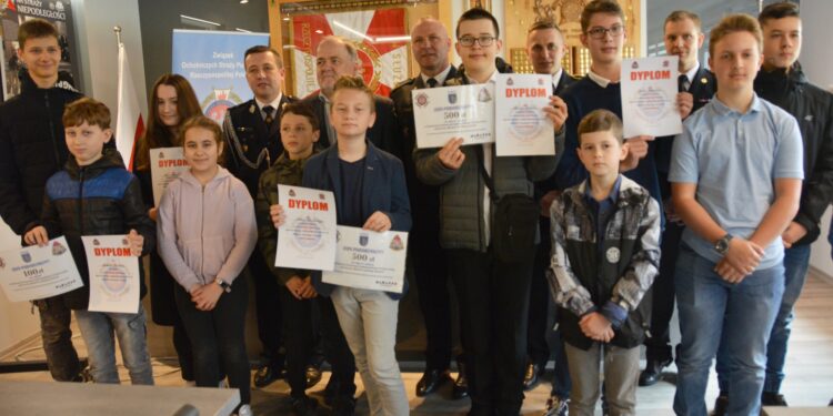 Stalowa Wola: Powiatowy Turniej Wiedzy Pożarniczej rozstrzygnięty