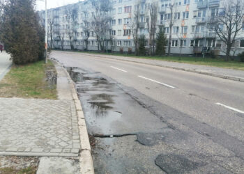 Stalowa Wola: Powstanie zatoka parkingowa na zjeździe z wiaduktu przy hali