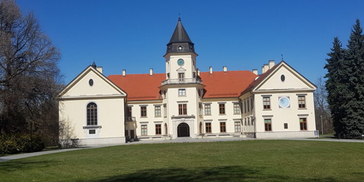 Tarnobrzeg. Folklor muzyczny górali karpackich.
