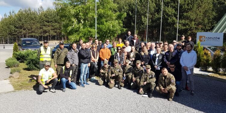 Tarnobrzeg. Strzelali z okazji Dni Tarnobrzega.