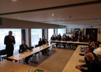 Nowa Dęba. O mieszkaniach dla wojska na nadzwyczajnej sesji