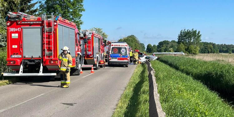 Grębów. Poważny wypadek w Budzie Stalowskiej