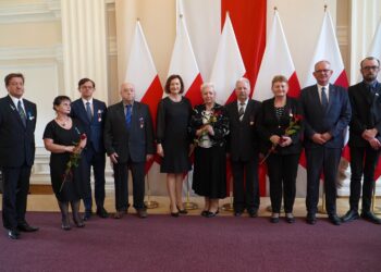 Mielec: Uhonorowani Złotym Krzyżem Zasługi