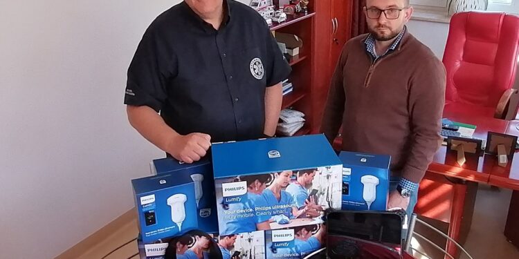 Mielec: Sprzęt od WOŚP dla mieleckiego Pogotowia