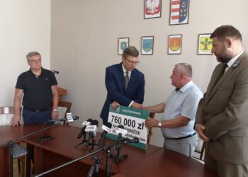 Nowa Dęba. Są pieniądze na remont drogi powiatowej