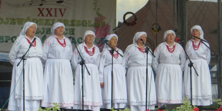 Nowa Dęba. Cyganianki z nagrodą marszałka