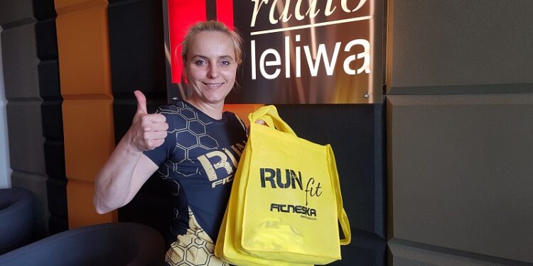 Tarnobrzeg. Ścianka opon, zasieki, zasłona dymna. VI Run Fit Adwenture.