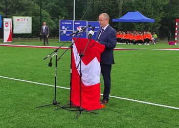 Borowa: Uroczystość otwarcia boisk wielofunkcyjnych