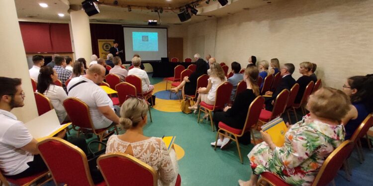 Mielec: O turbulencji w gospodarce światowej…