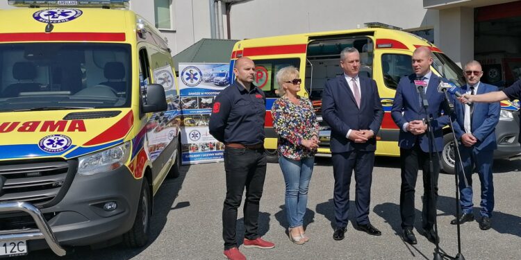 Mielec: Dwie karetki dla Dębicy.