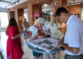 Nisko: Konferencją  zainaugurowali realizację projektu Nisko coraz wyżej