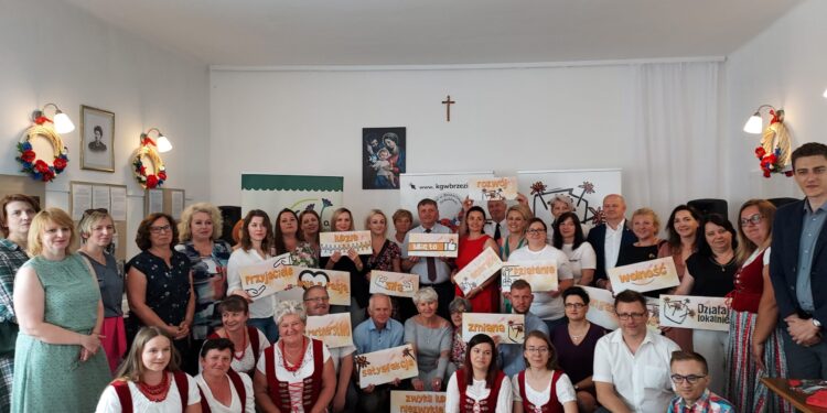 Brzeziny, Staszów: Inauguracja 10. edycji programu „Działaj lokalnie”.