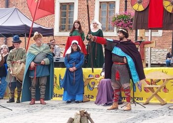 Sandomierz: Historyczne widowisko w tysiąc pięćdziesiątą rocznicę bitwy pod Cedynią.