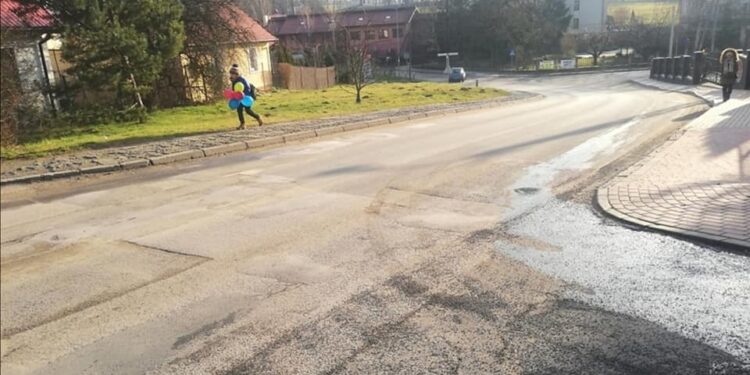 Sandomierz: Ponad 3 miliony dla powiatu sandomierskiego na remonty dróg.