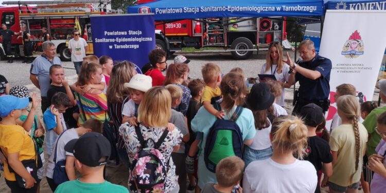 Gorzyce. Nad zalewem mówili o bezpieczeństwie nad wodą