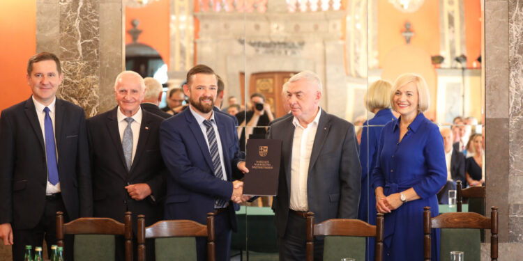 Region: Miliony na drogi dojazdowe do pól.