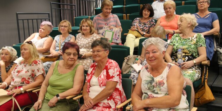 Stalowa Wola: Rada Seniorów gościła władze OPRS.