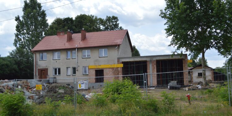 Wadowice Dolne: Trwa  budowa nowej bazy dla Ochotniczej Straży Pożarnej