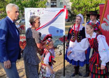 Mielec: Park za biblioteką z nową nazwą…