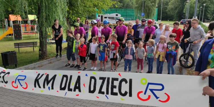 Mielec: Do pokonania mają 1400 km…