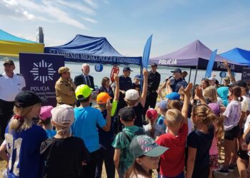 Tarnobrzeg. Przyjemny i pożyteczny – piknik „Kręci mnie bezpieczeństwo nad…wodą”.