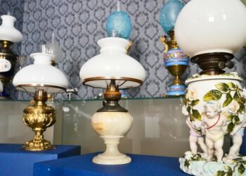 Mielec: Oświetlenie. Historie wybrane.