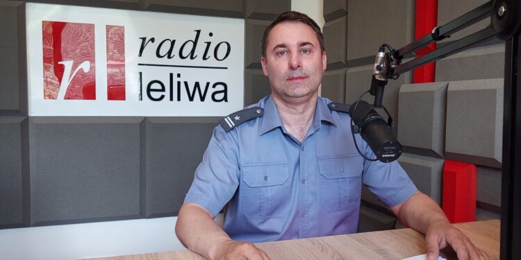 Sandomierz: 'Wstąp do dobrowolnej zasadniczej służby wojskowej’.