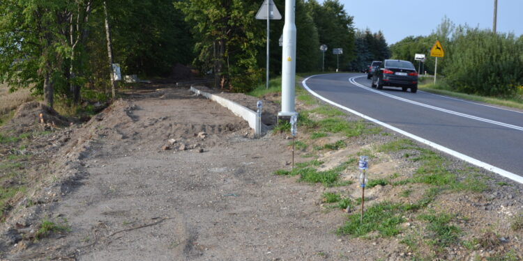 Radomyśl Wielki: Połączy ich chodnik