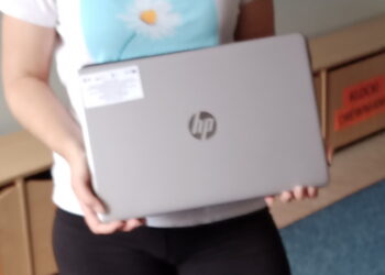 Radomyśl Wielki:  Ponad setka dzieci z darmowymi laptopami