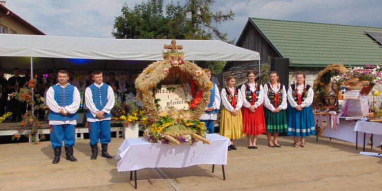 Nowa Dęba. Udane dożynki.