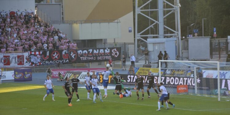 Mielec: „Pasy” pokonane w Mielcu