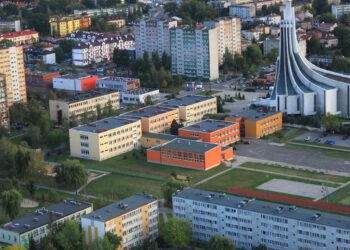 Mielec: W oczekiwaniu na halę sportową w ZSO 1