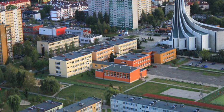 Mielec: W oczekiwaniu na halę sportową w ZSO 1