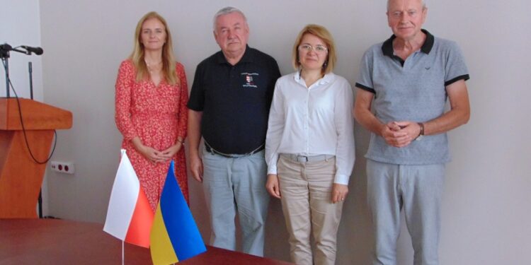 Tarnobrzeg. Olga Pawłowska pomaga ukraińskim rodzinom. Odwiedziła starostwo.