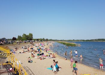 Tarnobrzeg, region. Moda plażowa bez kompleksów.