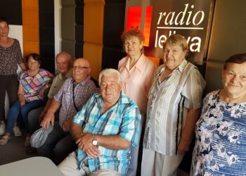 Tarnobrzeg. Seniorzy w radiu.