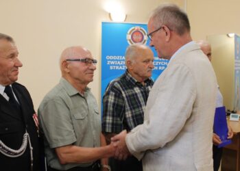 Mielec:   Druhowie OSP ze świadczeniami ratowniczymi