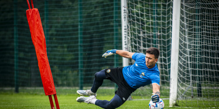 Mielec: Powalczą piłkarsko z Warszawą