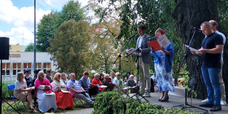 Sandomierz: „Narodowe Czytanie” „Ballad i romansów” Adama Mickiewicza.
