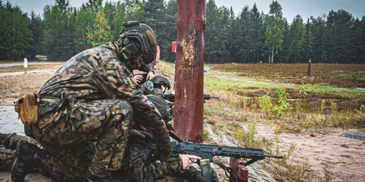 Sandomierz: Nowi terytorialsi złożą przysięgę na rynku.