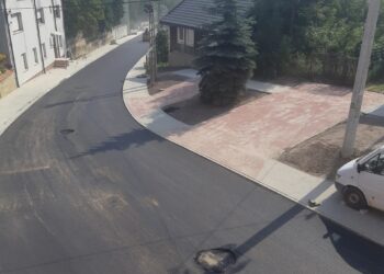 Koprzywnica: Utrudnienia w ruchu w związku z prowadzonymi robotami.