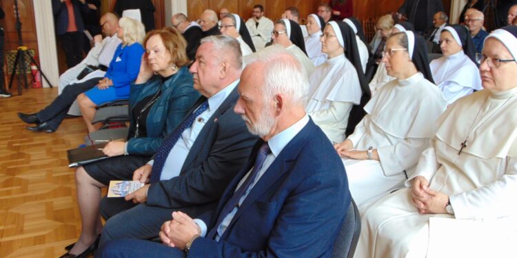 Tarnobrzeg. Konferencja naukowa poświęcona Dominikanom