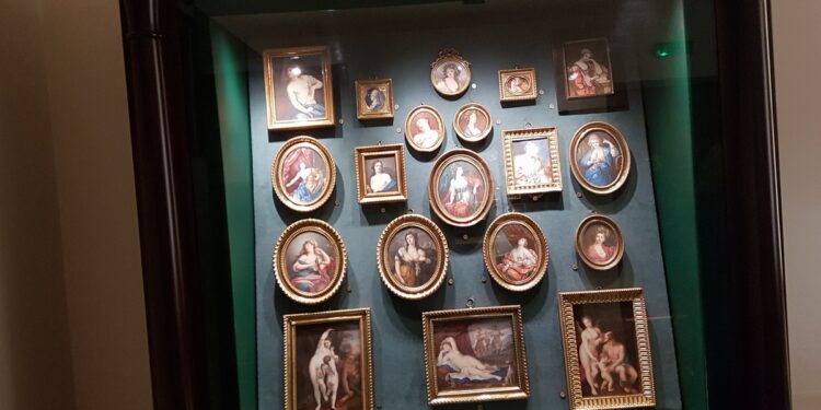 Tarnobrzeg. Książka oparta na dziennikach hrabiny.