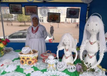 Tarnobrzeg. Dary Lasowiackiej Ziemi na kiermaszu