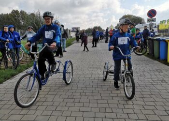 Tarnobrzeg. Niepełnosprawni rywalizowali w mityngu kolarskim