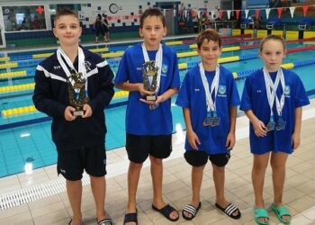 Tarnobrzeg. Sukcesy młodych pływaków.