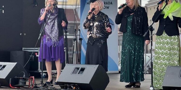 Mielec: Seniorzy świętowali Dzień Seniora!