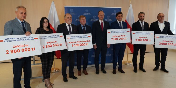 Stalowa Wola: Pieniądze z rządu na wydatki bieżące rozdane