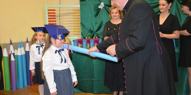 Tarnobrzeg. Dzień patrona w szkołach katolickich