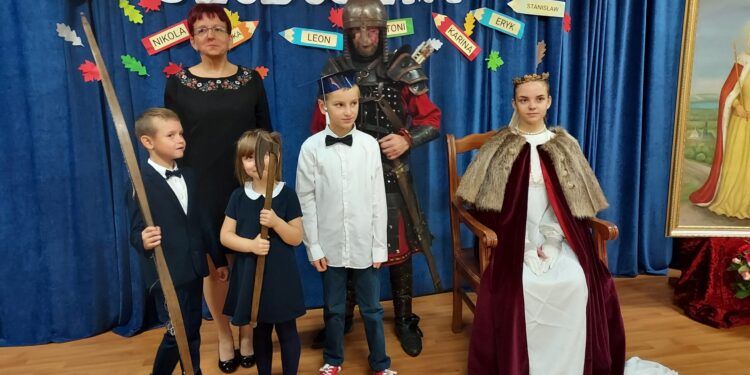 Sandomierz: Jadwiżańskie uroczystości zainaugurowały rok jubileuszowy w „Katoliku”..